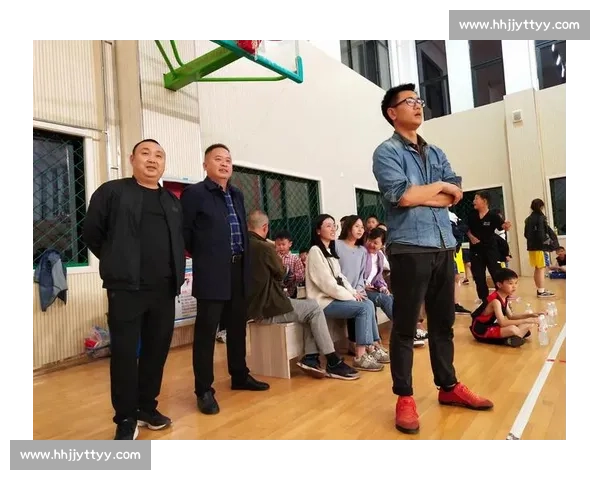 英雄时刻闪耀赛场巅峰彰显勇者无畏与团队荣耀传奇